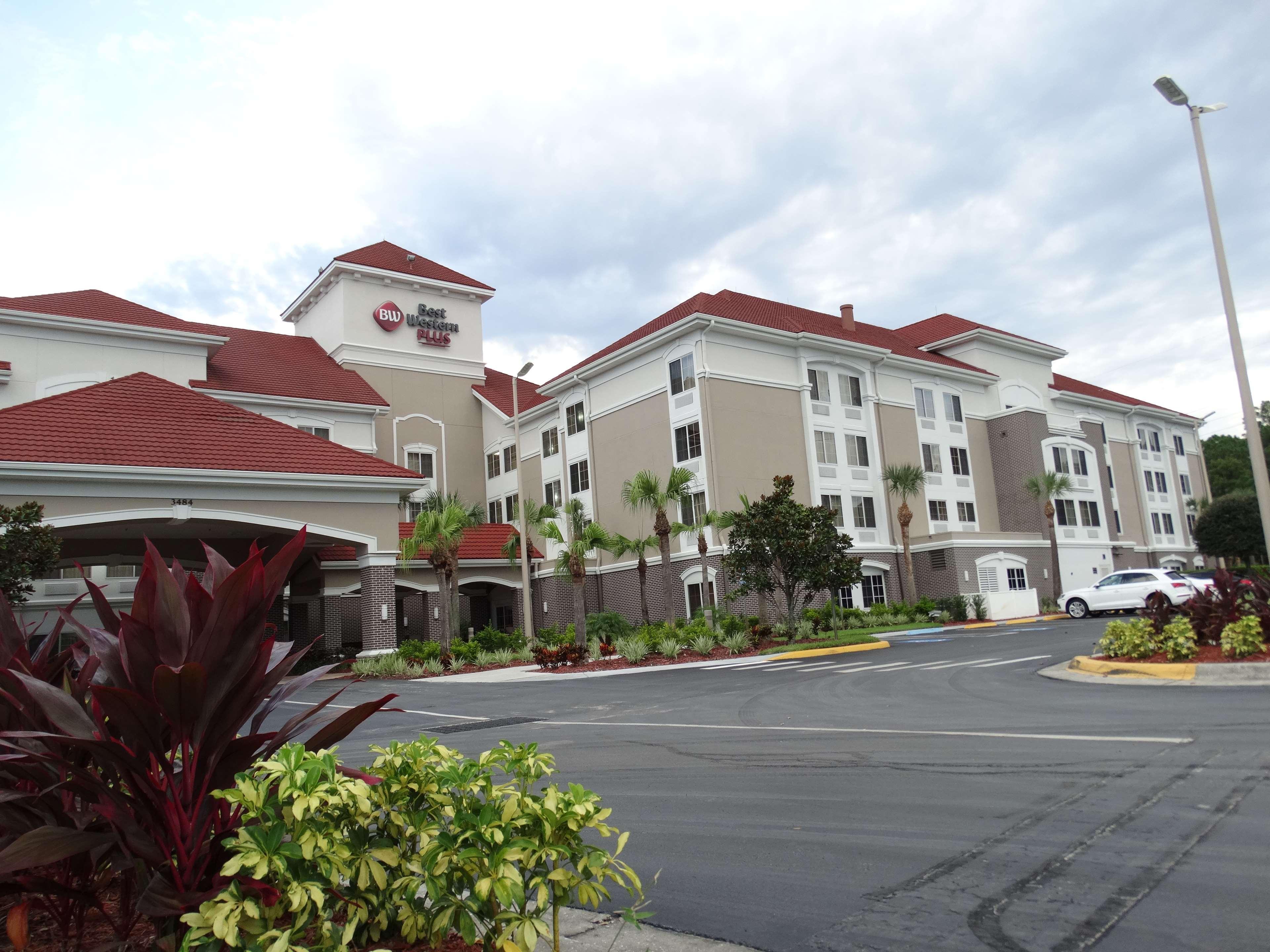 Best Western Plus Regency Inn And Conference Centre Abbotsford Exterior foto